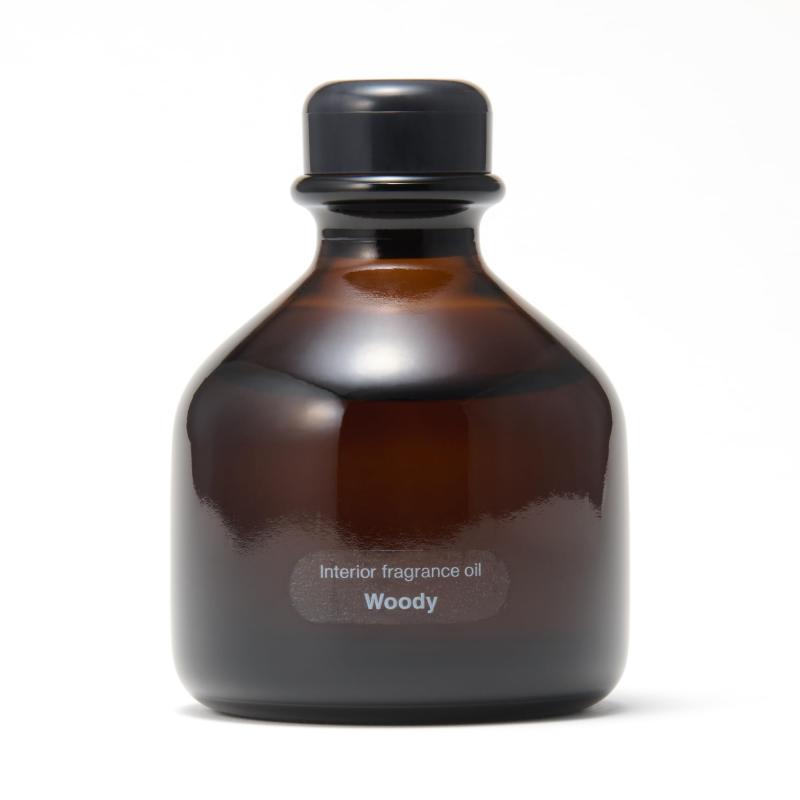 無印良品 インテリアフレグランスオイル ウッディ 100mL OCH11A4Aのサムネイル