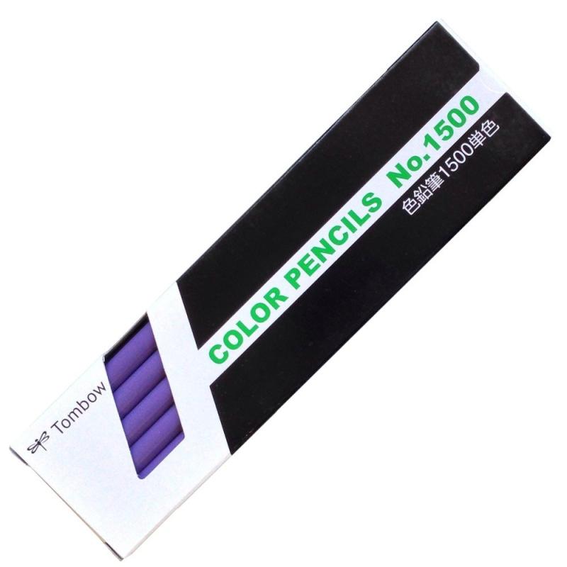 トンボ鉛筆 色鉛筆 1500単色 藤紫 1ダース 1500-20【仕様】高品質のロングセラー色鉛筆NQ・NAシリーズの単色色鉛筆【軸】丸軸【用途】デザイン・設計・グラフ・事務・学習・彩色用【入数】12本入り（1ダース）【パッケージサイズ】幅49×厚さ18×全長180mm／重量75g複数店舗にて販売をしておりますため、在庫データの更新が間に合わず、欠品にも関わらず、注文ができる場合がございます。その際は、キャンセルにて対応を取らせていただきます。当店はお電話のお問い合わせはお受けしておりませんので、ご了承ください。お問い合わせは、問い合わせフォームをご利用ください。
