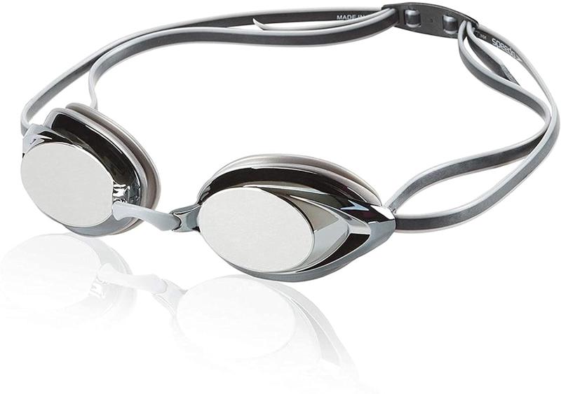 Speedo Vanquisher 2.0 ミラースイミングゴーグル ブラック最高売上を誇る性能を備えたトレーニング用ゴーグルは、洗練された、控えめな形状で、ピッタリとフィットします。曇り止め防止加工を施しているので結露しません。正確にフィットするよう、4つの交換可能な鼻あてが付属します。紫外線カットのレンズが太陽からの有害なUVAやUVBをブロックします。ミラーレンズがまぶしい光を軽減します。複数店舗にて販売をしておりますため、在庫データの更新が間に合わず、欠品にも関わらず、注文ができる場合がございます。その際は、キャンセルにて対応を取らせていただきます。当店はお電話のお問い合わせはお受けしておりませんので、ご了承ください。お問い合わせは、問い合わせフォームをご利用ください。