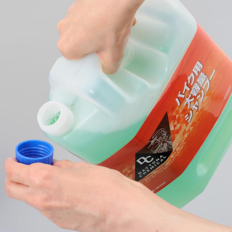 デイトナ(Daytona) バイク用 大容量 シャンプー さび防止剤配合 2500ml 76740