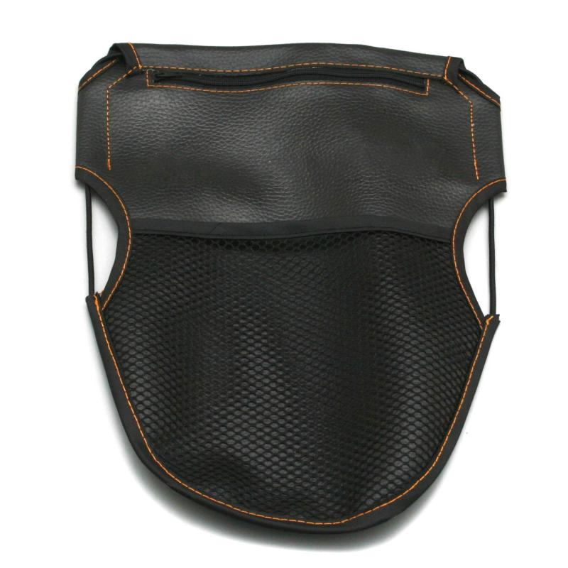 デイトナ(Daytona) バイク メットインポケット シート裏 デッドスペース有効活用 ブラック Sサイズ 77007【用途1】バイク用メットインポケット【用途2】自賠責保険証明書、取扱説明書、薄手のジャケットなどの保管など【仕様1】寸法:縦320x横250mm(第一種原動機付自転車の使用に最適)【仕様2】収納重量:1kg【仕様3】純正シートベースに、付属のタッピングスクリュー6本で固定します。複数店舗にて販売をしておりますため、在庫データの更新が間に合わず、欠品にも関わらず、注文ができる場合がございます。その際は、キャンセルにて対応を取らせていただきます。当店はお電話のお問い合わせはお受けしておりませんので、ご了承ください。お問い合わせは、問い合わせフォームをご利用ください。
