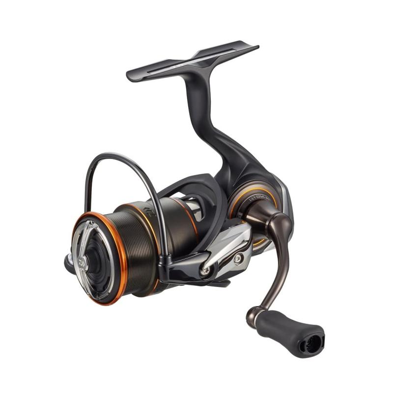 ダイワ(DAIWA) リール 21 プレッソ LT1000S-Pギア比:4.9 / 巻き取り長さ(cm/ハンドル1回転):60 / 最大ドラグ力(kg):5自重(g):145標準巻糸量:ナイロン(lb-m) 2.5-100、PE(号-m) 0.3-200ベアリング(ボール/ローラー):12/1ハンドル長(mm):40 / ハンドルノブタイプ:ハイグリップIフィネス複数店舗にて販売をしておりますため、在庫データの更新が間に合わず、欠品にも関わらず、注文ができる場合がございます。その際は、キャンセルにて対応を取らせていただきます。当店はお電話のお問い合わせはお受けしておりませんので、ご了承ください。お問い合わせは、問い合わせフォームをご利用ください。