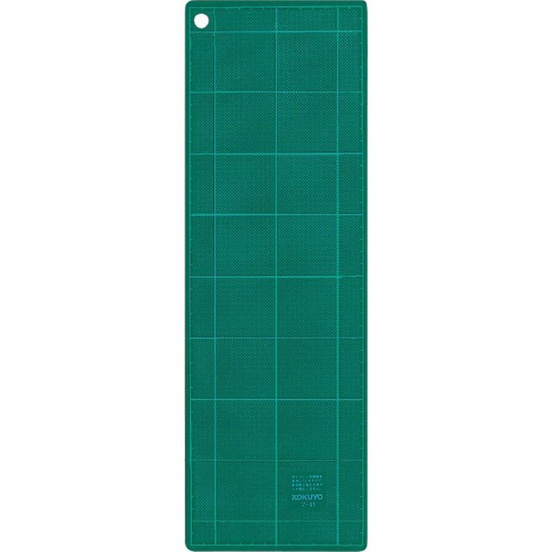 コクヨ(KOKUYO) カッターマット 3mm厚 グリーン 両面 方眼罫 450×150mm マ-41【寸法】160×515×5mm【色】 グリーンオレフィン系樹脂を使用した環境に配慮した両面仕様のカッティングマットです。両面に方眼罫がついて、2倍使えるお得なタイプです。厚手で机や床をしっかり保護する優れものです。丈夫で耐久性にも優れたマットです。複数店舗にて販売をしておりますため、在庫データの更新が間に合わず、欠品にも関わらず、注文ができる場合がございます。その際は、キャンセルにて対応を取らせていただきます。当店はお電話のお問い合わせはお受けしておりませんので、ご了承ください。お問い合わせは、問い合わせフォームをご利用ください。