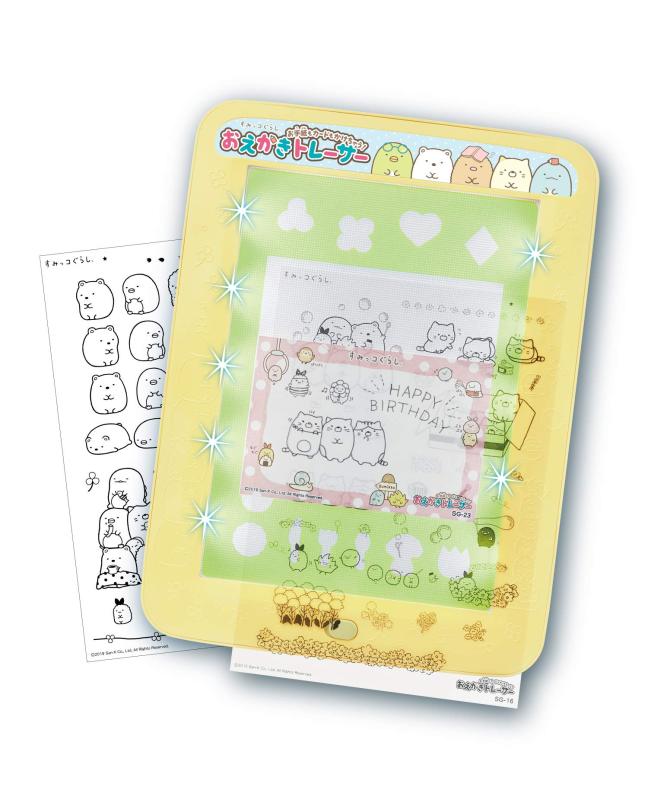 すみっコぐらし お手紙もカードもかけちゃう おえかきトレーサー(C)2018 San-X Co., Ltd. All Rights Reserved.使用電池:単3×4(別売)<b>対象年齢 :</b>6才以上<b>電池種別 :</b>電池は別売りのため別途ご購入ください。商品サイズ :</b>W255×H345×D40mm複数店舗にて販売をしておりますため、在庫データの更新が間に合わず、欠品にも関わらず、注文ができる場合がございます。その際は、キャンセルにて対応を取らせていただきます。当店はお電話のお問い合わせはお受けしておりませんので、ご了承ください。お問い合わせは、問い合わせフォームをご利用ください。