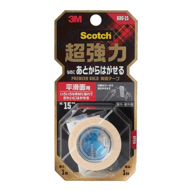 3M 両面テープ 超強力 なのに あとから はがせる 平滑面用 幅15mm 長さ1m スコッチ KRG-15 小巻 プレミアゴールド【製品情報】使用温度範囲:-20~80℃ / サイズ(厚みx幅x長さ): 1mm x 15mm x 1m / 基材:ポリエチレンフォーム / 粘着剤:アクリル系 / 仕様: 屋内・屋外【超強力なのにあとからはがせる両面テープ】しっかり固定できるのに、あとからキレイにはがせる。設置と取り外しを両立した超強力両面テープ。貼り付け時は強力に密着し、ズレや落下を防止。付属のはがしツールでテープを分断することで、壁や設置面を傷つけずに取り外し可能です。【ツルツル面にしっかり接着、超強力両面テープ】一般的な両面テープでは付きにくいツルツルした金属、ガラス、内装タイル、硬質ゴム、ポリエチレン・ポリプロピレン、木でもしっかり固定。屋内・屋外どちらにも使用できるため、設置場所を選びません。壁掛けフックやA4サイズまでの表札や看板の取り付け決めなどにも【圧倒的な粘着力で、重いものもしっかり固定】小物を飾ったり収納できるウォールラックや、台所まわりの整理に使えるキッチンツールフックなどを接着できます。あとからはがせる両面テープなので、「今はここ、あとであそこ」も自由自在模様替えやレイアウト変更にも対応でき、使い勝手に優れています。【時間が経っても、変わらない接着力】素材の変形や縮みにもピタッとフィットする超強力なのに、あとからはがせる両面テープ。季節による環境変化や経年変化にも強く、貼った直後の状態を保ちやすいため、長く安心して使えます。【工具いらずで、パパッと取り付けられる】壁に穴をあける必要がないので、失敗せずに手軽に貼り付けられます。両面テープを貼る前に、貼付け面をきれいにし、油分を取り除いて貼り付けるだけテープ本来の接着力がでるまでに約1日かかります。【接着できない素材と場所】凸凹面・ざらざら面・曲面・壁紙(ビニール製・布製・紙製)・軟質塩化ビニール・シリコーンやフッ素樹脂加工面・塗装がはがれやすい面・浴室など湿気の多い場所・常に浸水しているところ。本製品は使用方法・使用条件により思わぬ損害を生じることがありますので、事前に目的の用途に適するかどうかをご確認ください。複数店舗にて販売をしておりますため、在庫データの更新が間に合わず、欠品にも関わらず、注文ができる場合がございます。その際は、キャンセルにて対応を取らせていただきます。当店はお電話のお問い合わせはお受けしておりませんので、ご了承ください。お問い合わせは、問い合わせフォームをご利用ください。