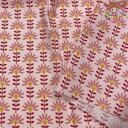 ヨーロッパ輸入生地 コットンプリント生地☆花 ピンク 花柄☆1枚(約48cmx68cm)【メール便発送可】コットン100% 綿100% オシャレなカットクロス 布 生地 ハンドメイド 入園 入学