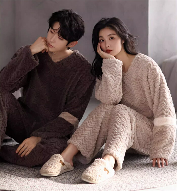 ふわふわ ペアパジャマ カップル ルームウェア 上下セット もこもこ パジャマ 長袖 ボア ナイトウェア 部屋着 可愛い 女性 男性 肌触り 裏起毛 暖かい プレゼント 2点セット 秋冬新作 体型カバー