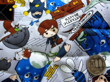 Q- キルト - キャラクター キルティング 生地 はぎれ カットクロス 40cm ファンタスティック ビースト ( グレー ) ( 2019 - 2020 ) ハリーポッターキルト 生地幅−約106cm 表地−オックス