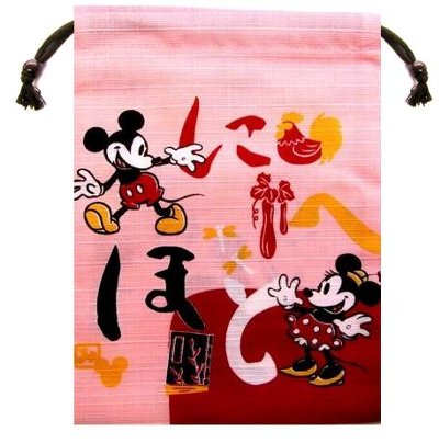 ★この商品は著作権に基づいて作られた完成品（既製品）です。（当店の手作りではありません。） サイズがありますので、よくお確かめください。 ●コップ袋向き ●両絞りタイプ ●綿（シャンタン）　100％ ●ループエンド付き ミッキー＆ミニーマウス