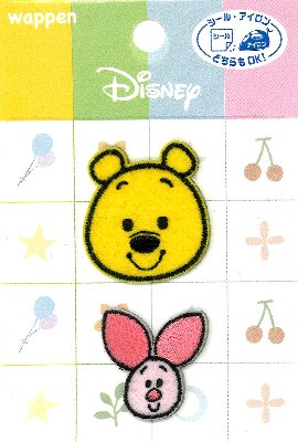 ＜今も昔も、キャラクターは人気絶大です！＞ ★サイズがありますので、ご確認ください。※台紙やパッケージは随時変わることがあります 　　　 アイロン接着＋シール くまのプーさん 　 ワッペン・アップリケ・ネームテープ・ひざあて各種”　超大量にあります！