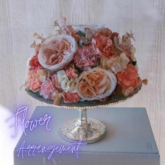 生花のような風合いのイングリッシュローズの卓上フラワーアレンジ 造花 アーティフィシャルフラワー 誕生日 誕生日プレゼント 花 開業祝い 開店祝い 開院祝い 新築祝い 結婚祝い 結婚記念日 フラワーギフト 母の日 プレゼント お見舞い パンパスグラス