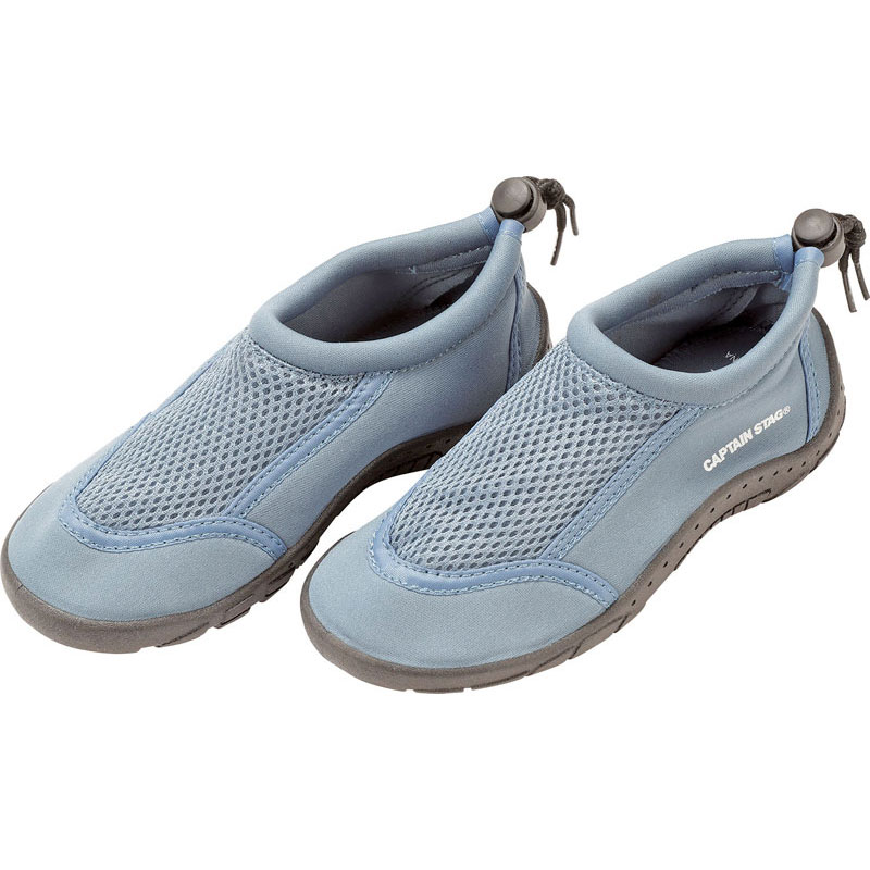 商品の説明 水辺のアクティヴィティは、ウォーターシューズで安全に。 収納袋付。 素材・材質 表皮/ナイロン、中層/エチレン酢酸ビニル、底/合成ゴム、収納袋/表PVC・裏メッシュ 原産国 中国 カラー ブルー