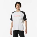 汗をかいてもすぐに乾くドライ素材。 【サイズ】S、M、L、XL、2XL 【素材】ポリエステル100％ 【原産国】インドネシア製 【発売シーズン】2023年秋冬 ■素材感を活かしたルーズフィットシルエット。 ■凹凸感のあるマークを使用。 吸汗速乾性が優れていることを示し、汗を素早く吸収、拡散、ウエア内を快適な状態に保ちます。 10分で肌が赤くなりはじめる場合、その時間を150分に遅らせることが可能な数値がUPF15。 UVカット ■カラー：02スノーホワイト杢