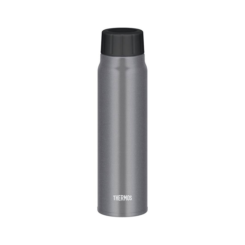 保冷効力： 10℃以下(6時間)、スポーツやオフィスなど様々なシーンで使える炭酸飲料対応ボトル！炭酸飲料OK！フタを少し回すと中の圧力を逃げる新構造のフタを採用。 真空断熱構造なので、炭酸飲料を冷たいまま持ち運び、最後までおいしく飲むことができます。 素材：内びん：ステンレス鋼 / 胴部：ステンレス鋼（アクリル樹脂塗装） / フタ：ポリプロピレン / せん本体：ポリプロピレン / フタパッキン：シリコーンゴム / せんパッキン：シリコーンゴム 対象：メンズ・ユニセックス 生産国：マレーシア製 カラー：(SL)シルバー サイズ：●サイズ：口径36×幅65×奥行き65×高さ240mm●重量200g●容量0.5L