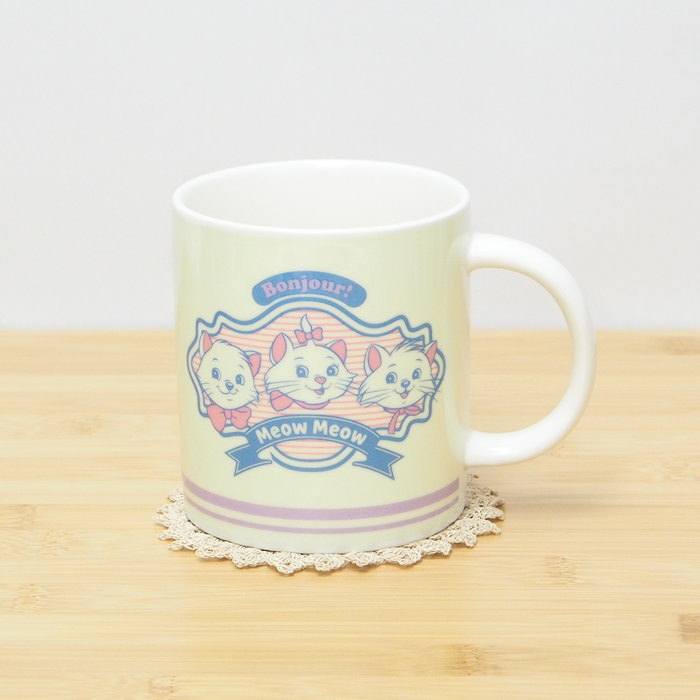 ●[あす楽] [レトロポップマグマリー] マグカップ 陶器 おしゃれ ディズニー 3305-08 三郷陶器 食器 レンジ対応 かわいい コーヒーカップ 電子レンジ 食洗機対応 カップ キャラクター レトロ マグ コップ おしゃれキャット ギフト プレゼント 【送料無料】