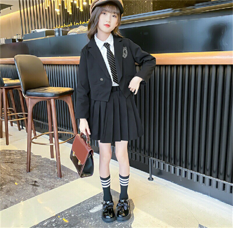 2024年最新 フォーマル スーツ 4点セット 女の子 卒業式 入学式 女の子スーツ プリーツスカート 子供スーツ 小学校 中高生 高校生 120 130 14...