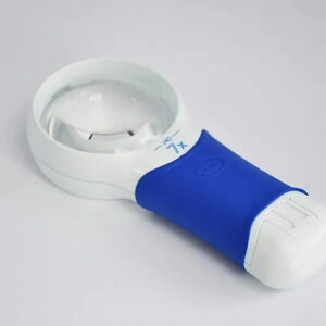 コイル社 LEDライト付ルーペ 高倍率 7倍 57.6mm 高性能 非球面レンズ COIL 正規品 ハンドルーペ 手持ち 拡大鏡 虫眼鏡 虫めがね 天眼鏡 新聞 読書 辞書 老眼鏡いらずの虫メガネ 母の日 父の日 敬老の日 オートタッチマックス AT Max