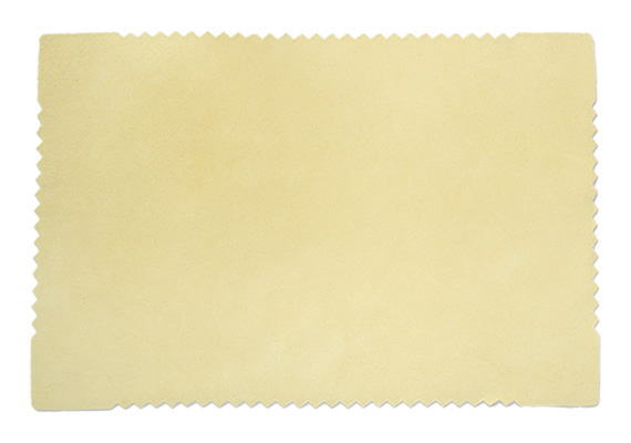 【送料無料メール便】セーム革 羊皮 ヒツジ皮 100%完全油ナメシ メガネレンズクロス 眼鏡 宝飾品拭き ..