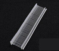 輸入雑貨・アクセサリーの店プラタの【業務用タグピン25mm】5000個入り 洋服や衣類の値札付けに便利！｜アングル2