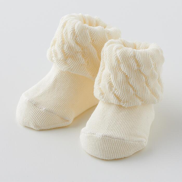 ベビー 靴下 オーガニック 折り返し セレモニー ソックス 新生児 フリル 日本製 7-9cm 無地 お披露目 ベビー 赤ちゃん 男の子 女の子 セレモニードレス クフウ Kufuu ベビー服 締め付けない 冷房対策 ギフト プレゼント