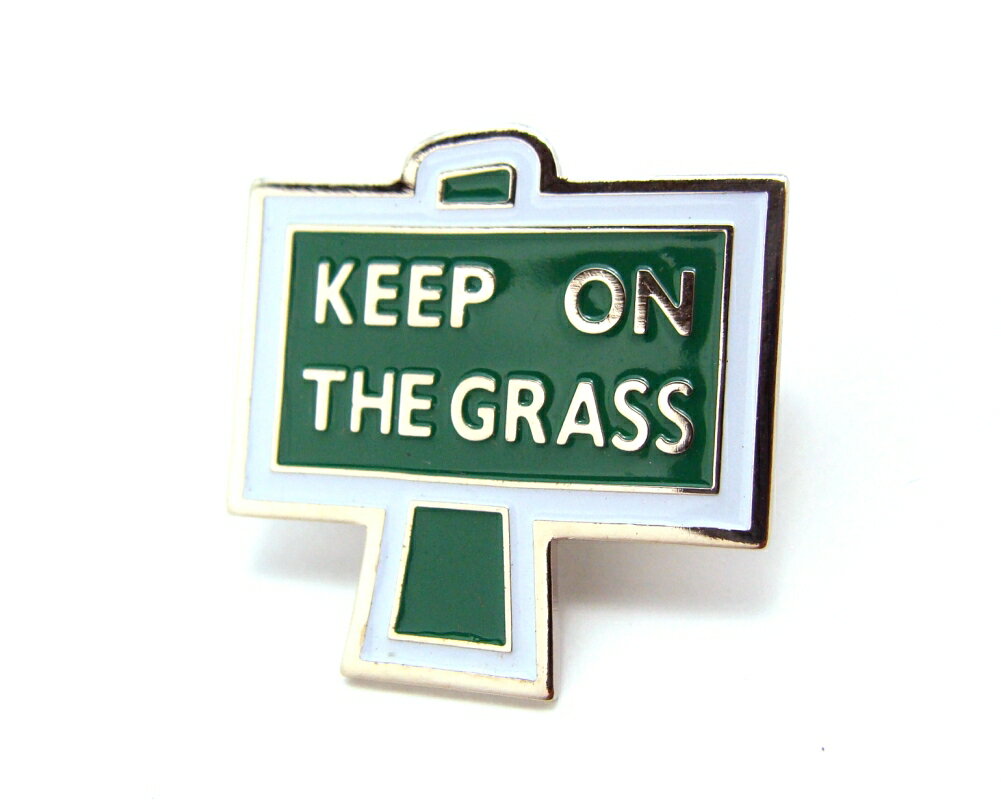 楽天プラッツティーズ楽天市場店◆Keep on the Grass◆ロゴ☆ピンバッジ◆London ストリート マーケットから直輸入♪