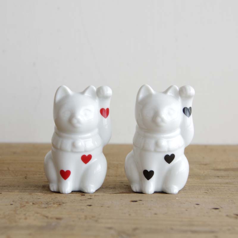 Floyd Fortune Cat Heart フロイド フォーチュンキャット ハート 招き猫 ブラック/レッド 磁器 縁起物 魔除け 福 良縁 [2]