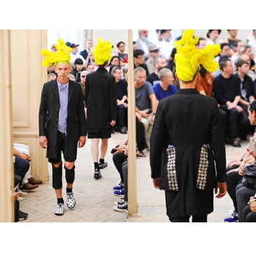 新品!コムデギャルソンオムプリュスCOMME des GARCONS HOMME PLUS 製品染めポリスナップボタンロングジャケット 黒XS