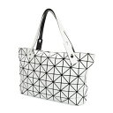 バオバオ イッセイミヤケ BAO BAO ISSEY MIYAKE ロックマット7×12トートバッグ 白【中古】 【レディース】