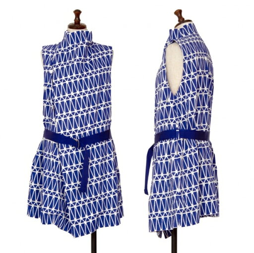 【中古】 イッセイミヤケISSEY MIYAKE ジオメトリックパッチデザインノースリーブジャケット 白青2【レディース】 【中古】 イッセイミヤケISSEY MIYAKE ジオメトリックパッチデザインノースリーブジャケット 白青2【レディース】