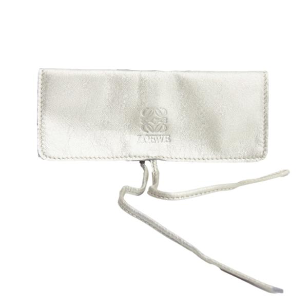 樂天商城 - 【中古】 ロエべLOEWE メタリックエンボスロゴミニポーチ シルバー【レディース】