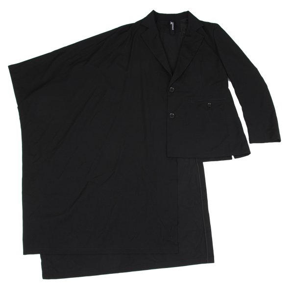 グラウンド ワイGround Y ウールアシンメトリーケープジャケット 黒3商品コード：K-163158コンディションランクコンディション詳細2024A/W 目立ったシミ、汚れ、ほつれ等なくいい状態です。クリーニング済み。サイズ3色黒重量600素材毛100% 裏地 キュプラ100%参考価格サイズ詳細着丈（右脇/左脇）115cm/77cm裄丈（右/左）85cm/90cm詳細画像