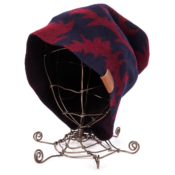 ヴィヴィアンウエストウッドVivienne Westwood ボタニカルウールフェルトキャップ 紺ワイン商品コード：K-171304コンディションランクコンディション詳細目立った汚れ等なくいい状態です。クリーニング済み。サイズ色紺ワイン重量120素材本体 毛100% 革部分 牛革参考価格サイズ詳細被り口内径63cm高さ37cm詳細画像