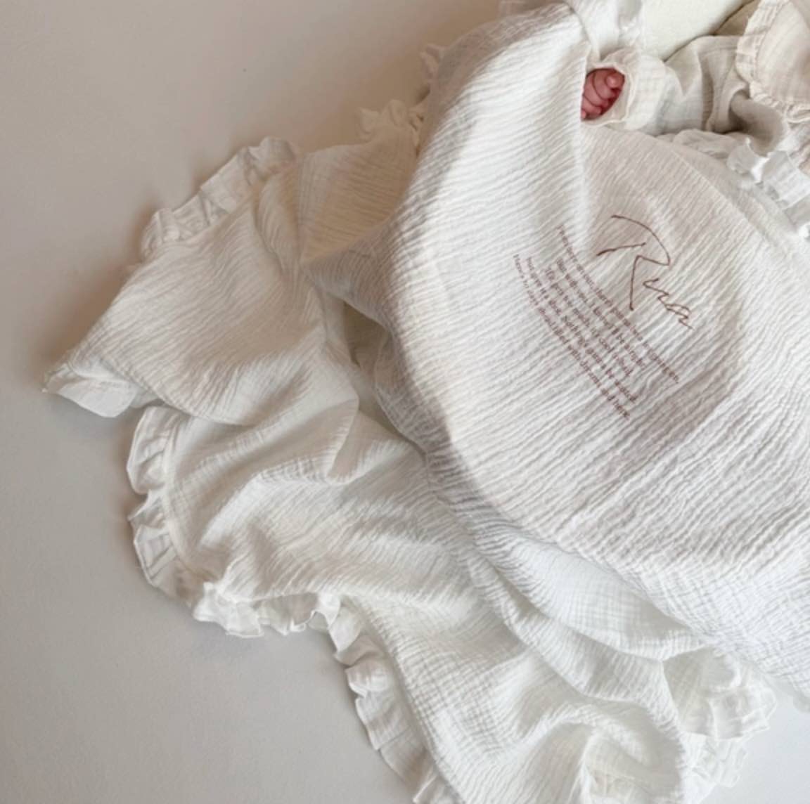 3�Ķ���ȯ����̾����ե�륬�����֥�󥱥åȡ�������ߥ�������������ߡ��л��ˤ� �л�������̾���쥮�եȡ����������åȡ���100���֤�����ͥ�����������������롡�Х������롡����