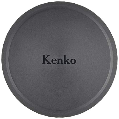 商品情報商品の説明「ワンタッチ着脱フィルター ED レンズアダプター用キャップ」は、Kenko ワンタッチ着脱フィルターシステムのレンズアダプターに装着できる専用の保護キャップです。 ワンタッチ着脱フィルター用レンズアダプターをレンズに装着したままの状態だと、通常のレンズキャップを取り付けることができなくなります。本製品は、他のワンタッチ着脱フィルターと同じバヨネット式となっており、ワンタッチ着脱フィルターを使用しないときに取り付けることでレンズを保護できます。素材は金属製で強度も問題ありません。67mm用/72mm用/77mm用の3口径をご用意しております。 ※本製品は「ワンタッチ着脱フィルター ED 用レンズアダプター」専用のキャップです。レンズアダプター以外にはご使用になれませんのでご注意ください。主な仕様 瞬時にフィルターを着脱できる! 新システムフィルター用のキャップbrバヨネット式で、「ちょっと回すだけ」。レンズに簡単着脱。brケラレにくく、しっかりと装着できる専用設計br対応フィルター径:67mmbr本製品は「ワンタッチ着脱フィルター ED 用レンズアダプター」専用のキャップです。通常のレンズ等には取付できません。br※一部ズームレンズなどではケラレが発生する場合がございます。