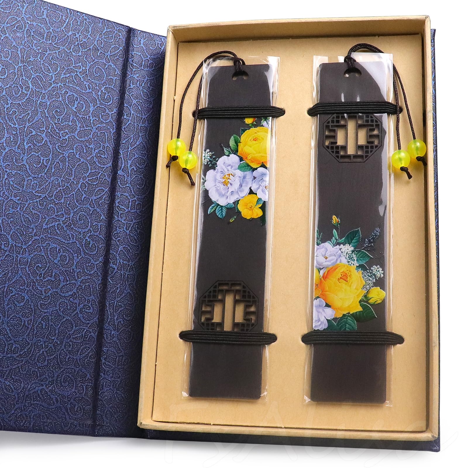 【送料無料】fsalisa しおり ブックマーク 手つくり 4本セット 木製 ブックマーカー 読書用 栞 古風シリーズ 古典的 天然木 紐付き 教師 子供 学生...