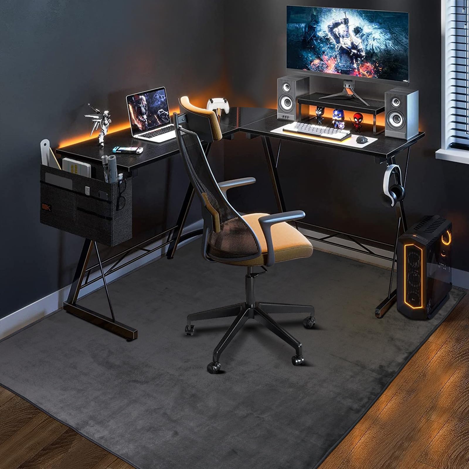 【送料無料】FUNHOO ゲーミングチェアマット 160×180cm チェアマット カーペットタイプ 滑り止め加工 フランネルタイプ フローリングマット 騒音対策 床暖房対応 床保護 傷防止 グレー