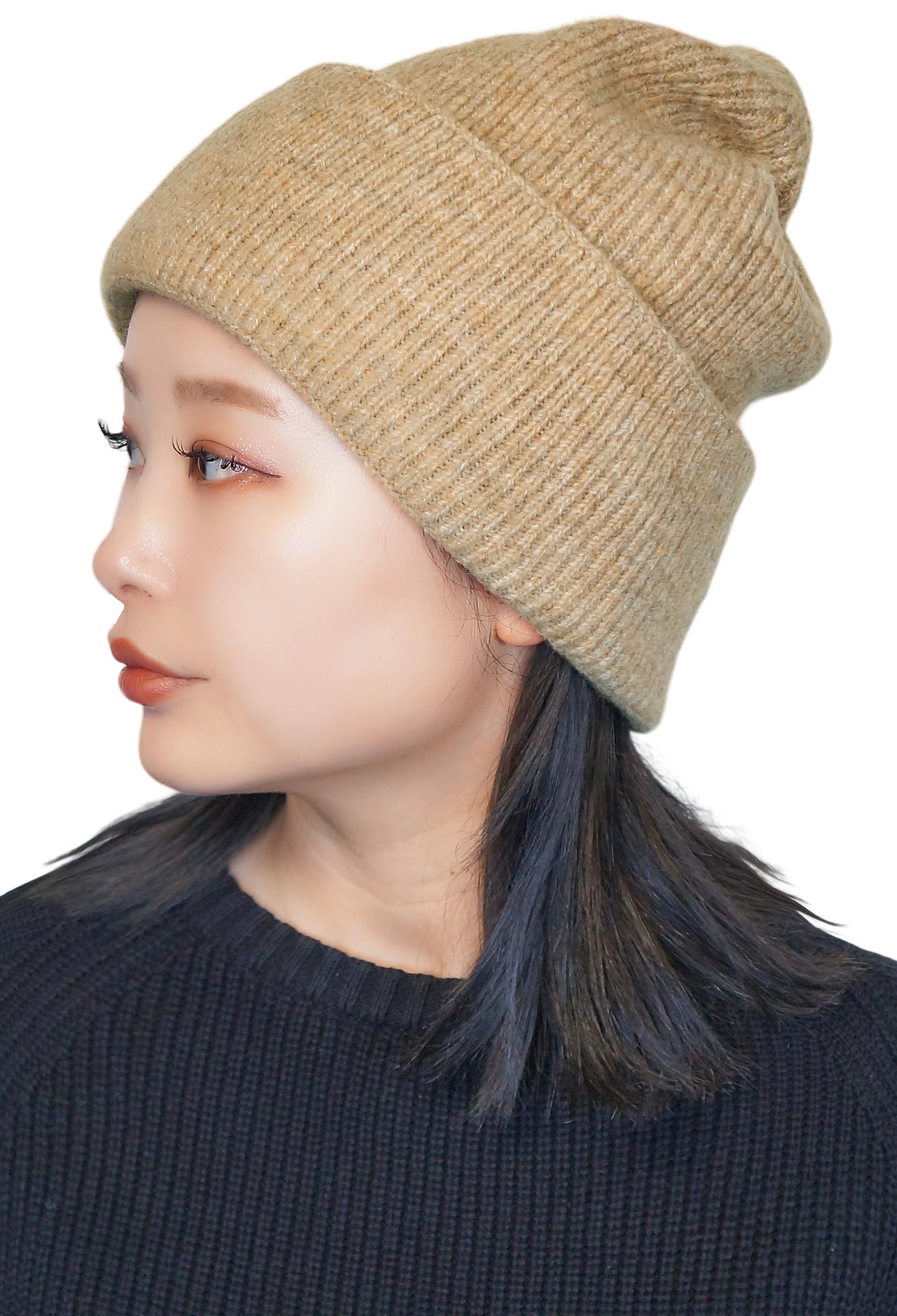【送料無料】[ブリスレザー] シルクニット帽 被るだけで髪の毛がつるつるサラサラ [最高級6Aランク裏地シルク使用] ニット帽 高級素材ウール混[小顔効果 抗菌防臭 防寒対策] 安心の30日品質返品 色：ベージュ、サイズ：M