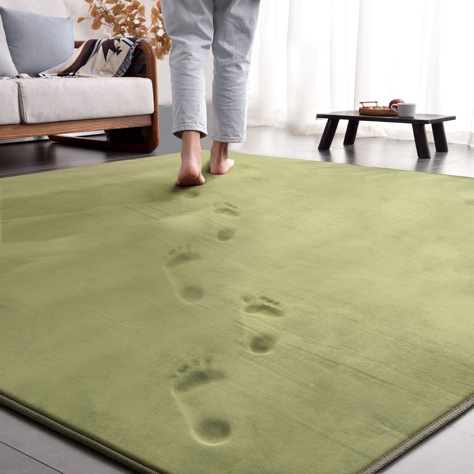 【送料無料】ラグ カーペット 低反発 ラグマット 1.5畳 130x185cm 厚手15mm 防音 洗える 滑り止め付 床暖房 ホットカーペット対応 防ダニ 抗菌 撥水加工 ふわっと手触り フランネル じゅうたん グリーン AICOMRI