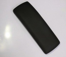 【送料無料】トヨタ自動車 (TOYOTA)トヨタ 30系プリウス 型式ZVW30 純正レザーコンソールパッド 前期用 高級 黒 ブラック【国内正規純正部品】