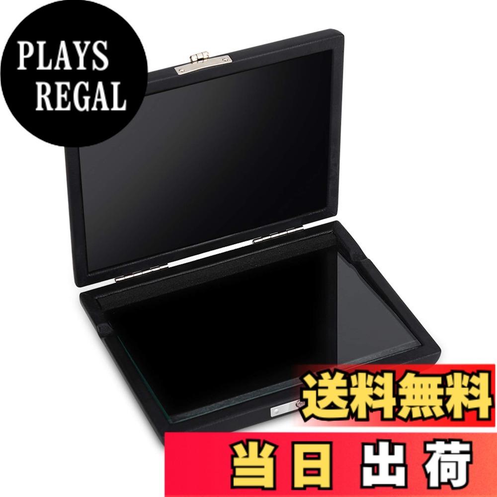 商品情報商品の説明主な仕様 【木材製軽量ケース】：天然木素材で軽くて丈夫、リード整頓に最適な収納ボックス【PUレザー防水カバー】：ちょっとした水しぶきも安心、お手入れ簡単な質感仕上げで玄関にもマッチ【柔らかい内装パッド】：衝撃吸収素材でリード同士の接触を防止、傷付き防止に効果的【確実なバックル閉鎖】：しっかり留まる留め具で外出先でも中身が飛び出しにくい安心設計【通気性エアホール】：内部の湿気を逃がし、コードやケーブルの結露防止に役立つ換気設計