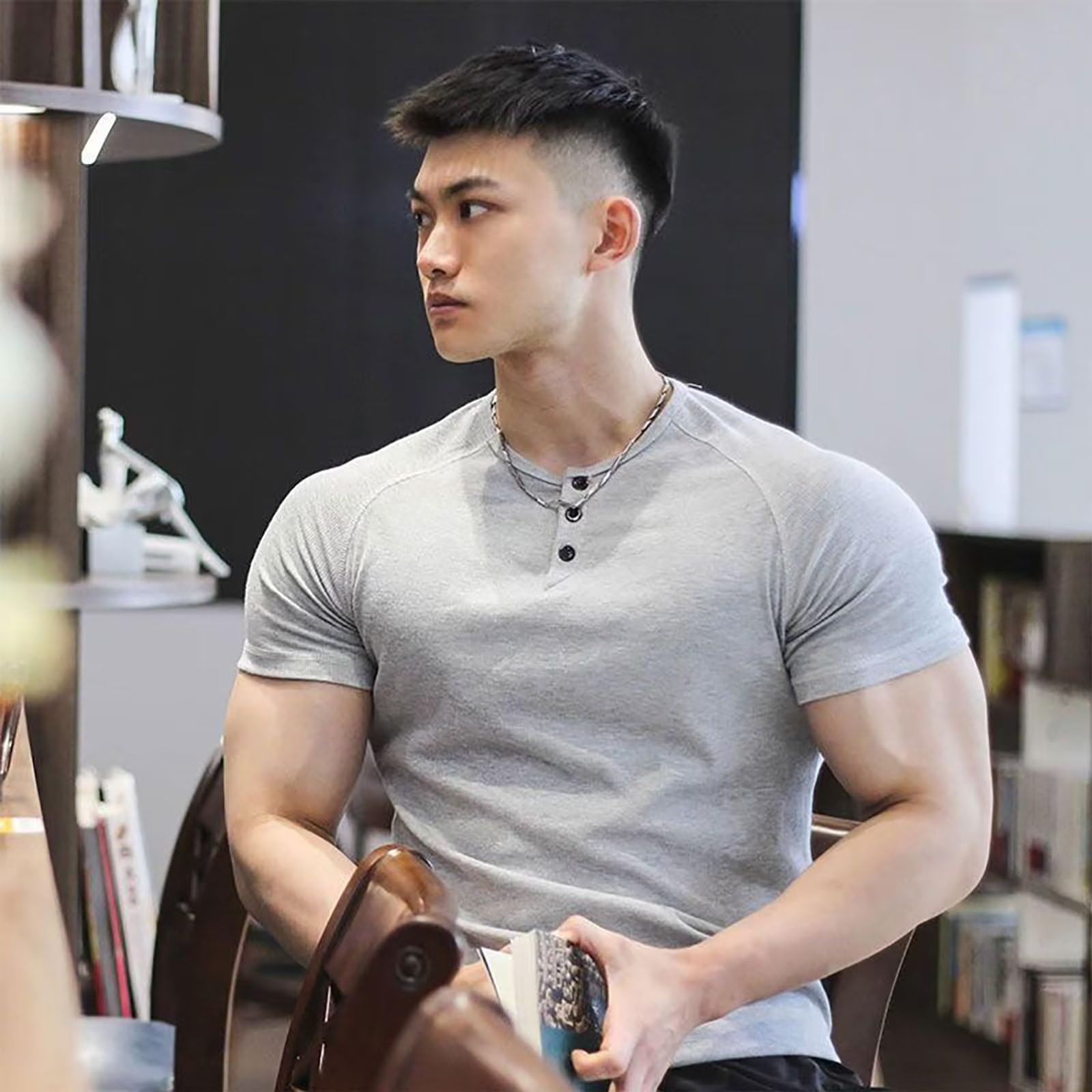 【送料無料】[KULIXI] ヘンリーネック 半袖 メンズ tシャツ フィットネス おしゃれ インナーシャツ ストレッチ カジュアル 筋トレ ジム Tシャツ 無地 カットソー 大きいサイズ DX5345 色：5345(グリーン)、サイズ：XL plays23-10581517 PLAYS REGAL サンプル画像2
