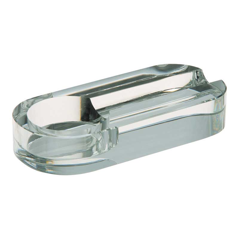 クリスタル灰皿オーバルミラー1本用 特徴：銀色に輝く底面ミラー仕上げのオーバル型灰皿。長めの1本用レストが付く。 寸法 (約)長さ130mm×幅60mm×高さ25mm ＜お客様へのお願いとお詫び＞ 一部の掲載商品につきましては、お取り寄せの場合があるため、メーカーにて品切の場合がございます。お客様には大変ご迷惑をお掛けして恐縮ではございますが予めご了承お願い申し上げます。