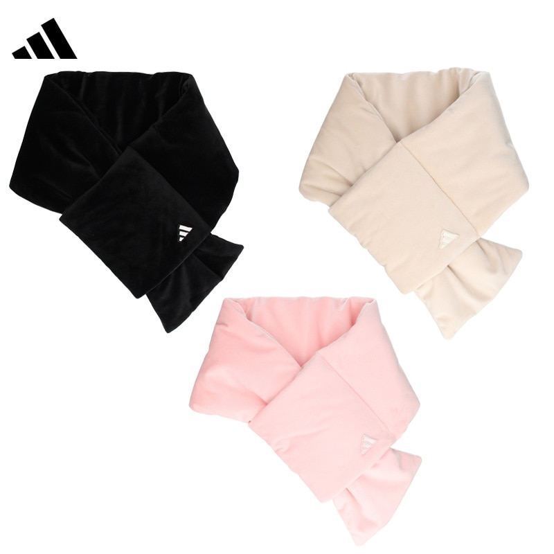 上質な光沢感となめらかな肌触りが魅力的な「adidas(アディダス)」のベロアティペット。首元を優しく包み込むボリューム感に、控えめにあしらったブランドロゴがアクセント。端を差込口に通すだけで簡単に装着でき、冬のスタイリングに防寒性と華やかさをプラスしてくれます。【サイズ】約 全長95cm、幅17cm