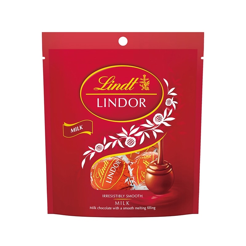 人気のチョコレート「リンドール」のミルク3個入りのパックです。世界120か国以上で愛される一番人気のフレーバー。ミルクチョコレートの中に、なめらかでとろけるフィリングが楽しめます。 【サイズ】(パッケージ)約 W12×H14cm 【内容量】...