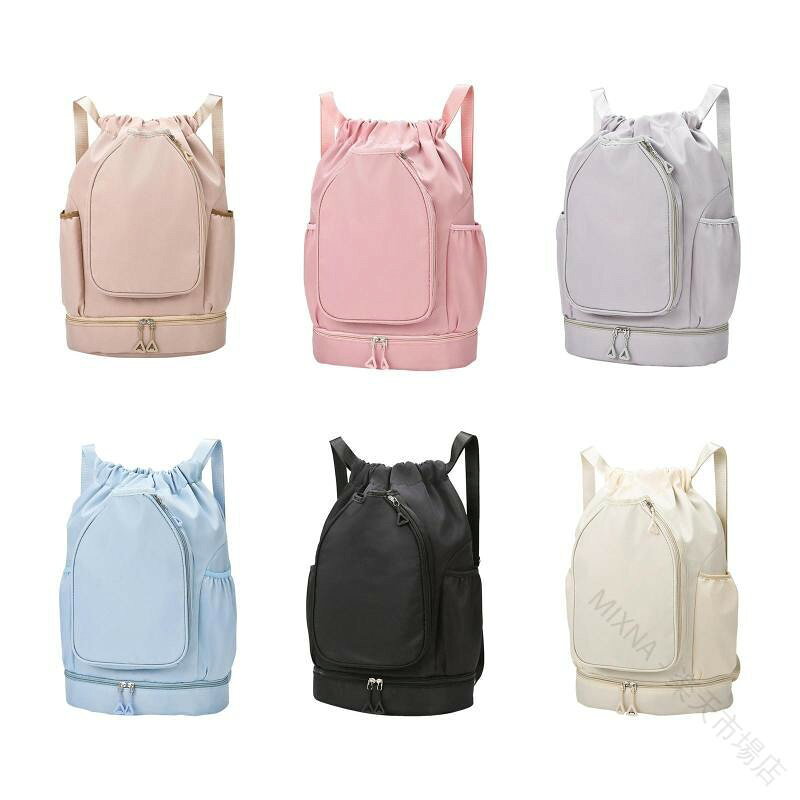 説明:仕様:素材：オックスフォード布とナイロンサイズチャート:32cm×19cm×49cm/12.60インチ×7.48インチ×19.29インチパッケージに含まれるもの:テニスバックパック1個注意:手動測定のため、1〜2cm / 0.39インチ〜0.79インチの若干の誤差が生じる場合がありますのでご了承ください。※本製品は、電波法令で定められている技術基準に適合していることを証明する技適マークが貼付されていない無線機器であり、日本国内で使用する場合は、電波法違反になる恐れがございます.ご使用の際には、十分ご注意下さいますようお願いいたします.【原産国／製造国: 中国】 .テニスバックパック バドミントンラケットバッグ シューズコンパートメント装飾付き 巾着ハンドバッグ ショルダーバッグ パドル用 レディース メンズ アウトドア バッグ リュック スポーツバッグ 多機能 大容量 軽量 防水 通気性 耐久性 収納力 旅行 通勤 通学 散歩 運動会 ラケット収納 ラケットバッグ シューズ収納 シューズポケット ハンドバッグ ショルダーバッグ 男女兼用 スポーツ用 アウトドア用 通学用 通勤用 旅行用 軽量バッグ 防水バッグ 多機能バッグ 大容量バッグ 耐久性バッグ 通気性抜群 人気バッグ おすすめバッグ セールバッグ ランキング入賞バッグ。 指定された配送時間は承っておりません。