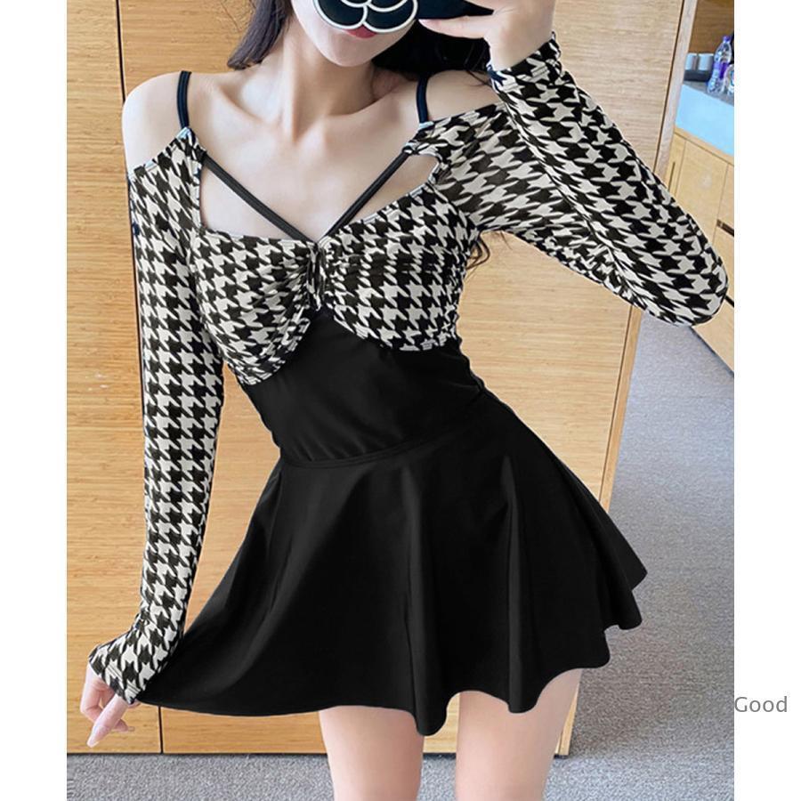 ミニスカート付き 水着2点セット 千鳥柄