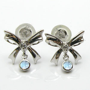 ロイヤルブルームーンストーン・ピアス・リボン・18金