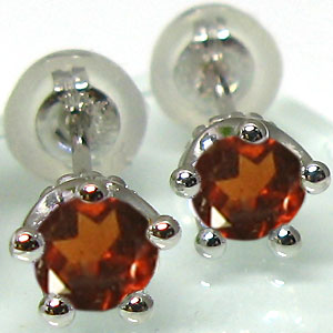 ガーネットピアス k18 王冠 モチーフ 18金 ピアス