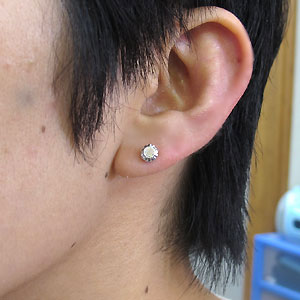 フラワー メンズピアス 花 K10 オパール ピアス Plejour プレジュール フラワー メンズピアス 花 K10 オパール ピアス Plejour プレジュール