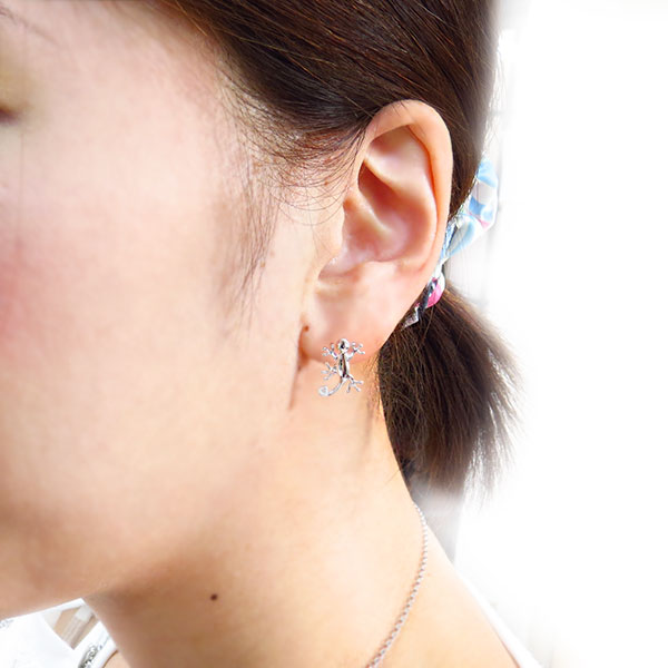 【ポイント10倍】【送料無料】ダイヤモンドヤモリピアス無くしにくいピアスフックピアス【RCP】10P07Feb16